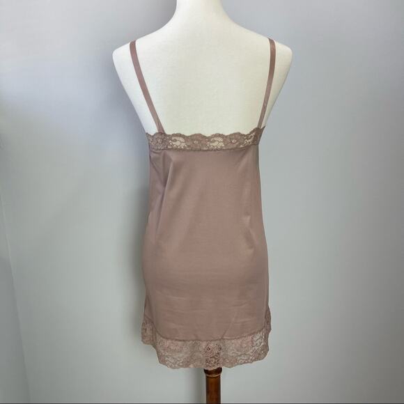 Vintage Maidenform Nylon Full Slip Size 32 - Picture 6 of 10